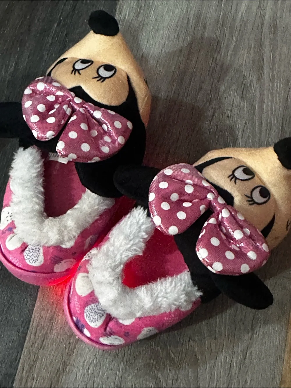 minnie mouse slippers
